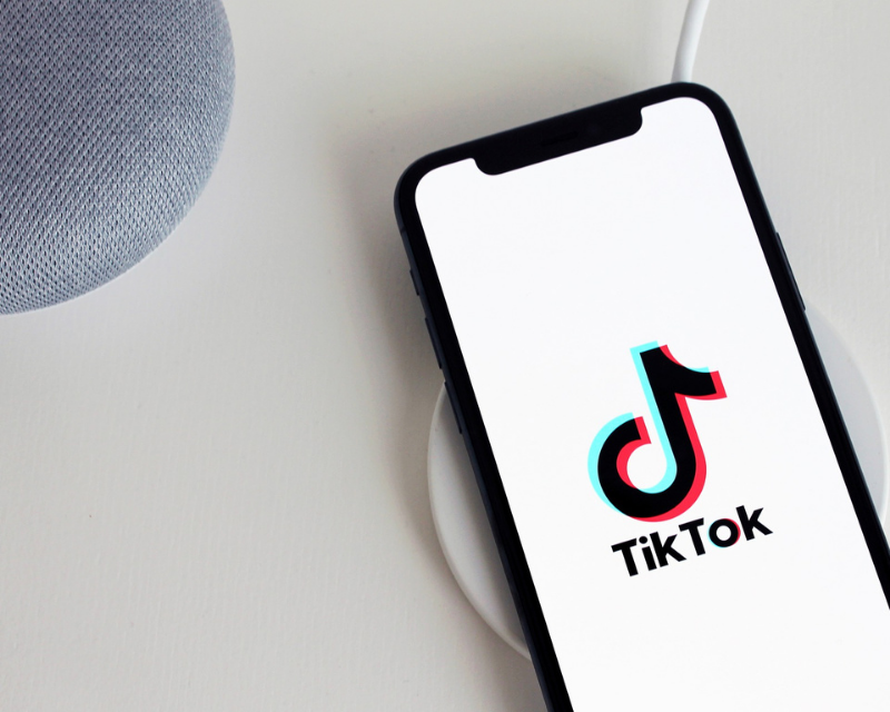 Charlie+Puth+leads+way+for+musicians+to+share+music+on+TikTok