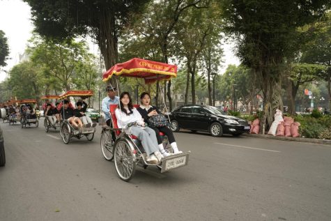 Students touring Vietnam 