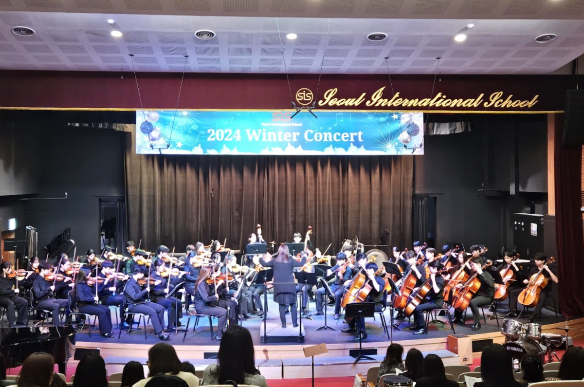 Strings perform at the Winter Concert
