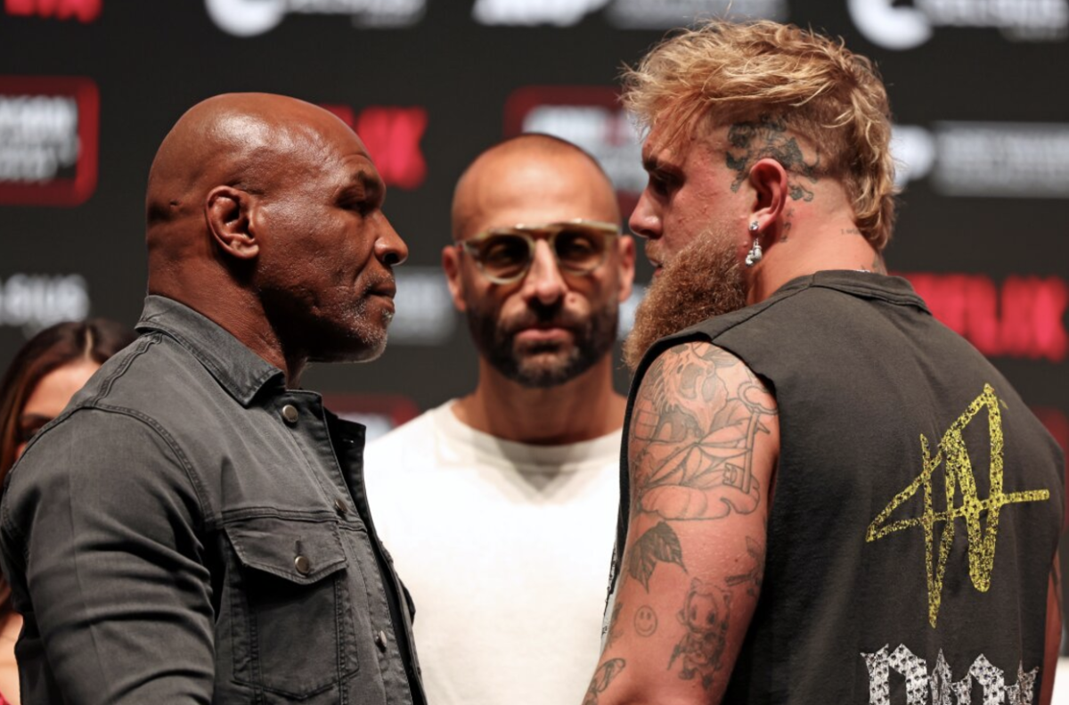 Photo of Mike Tyson and Jake Paul before the match 
