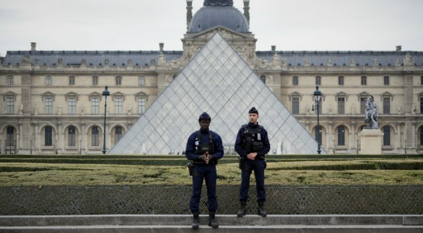 Louvre Museum theft shocks many