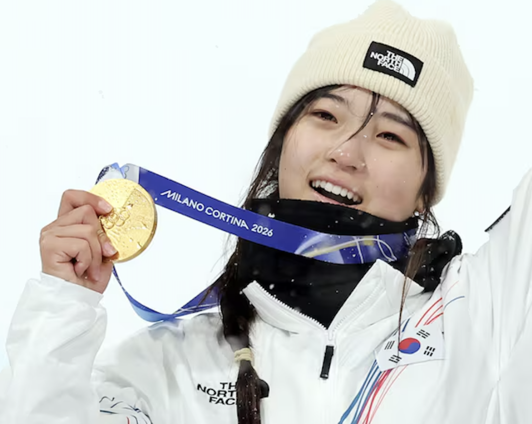 Caption: Choi Ga-on wins a gold medal in Milan Olympics 
Source: The Chosun Daily 
