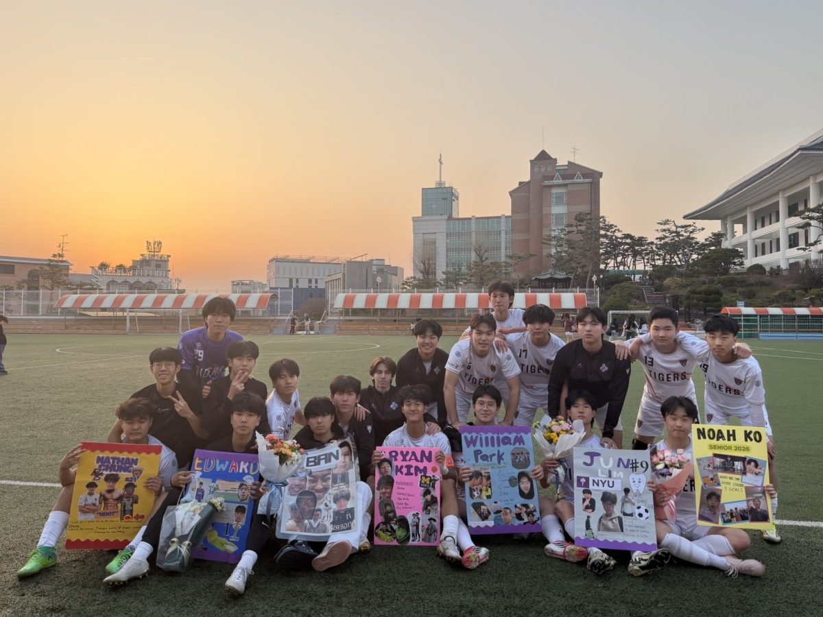 Boys' soccer celebrates senior day